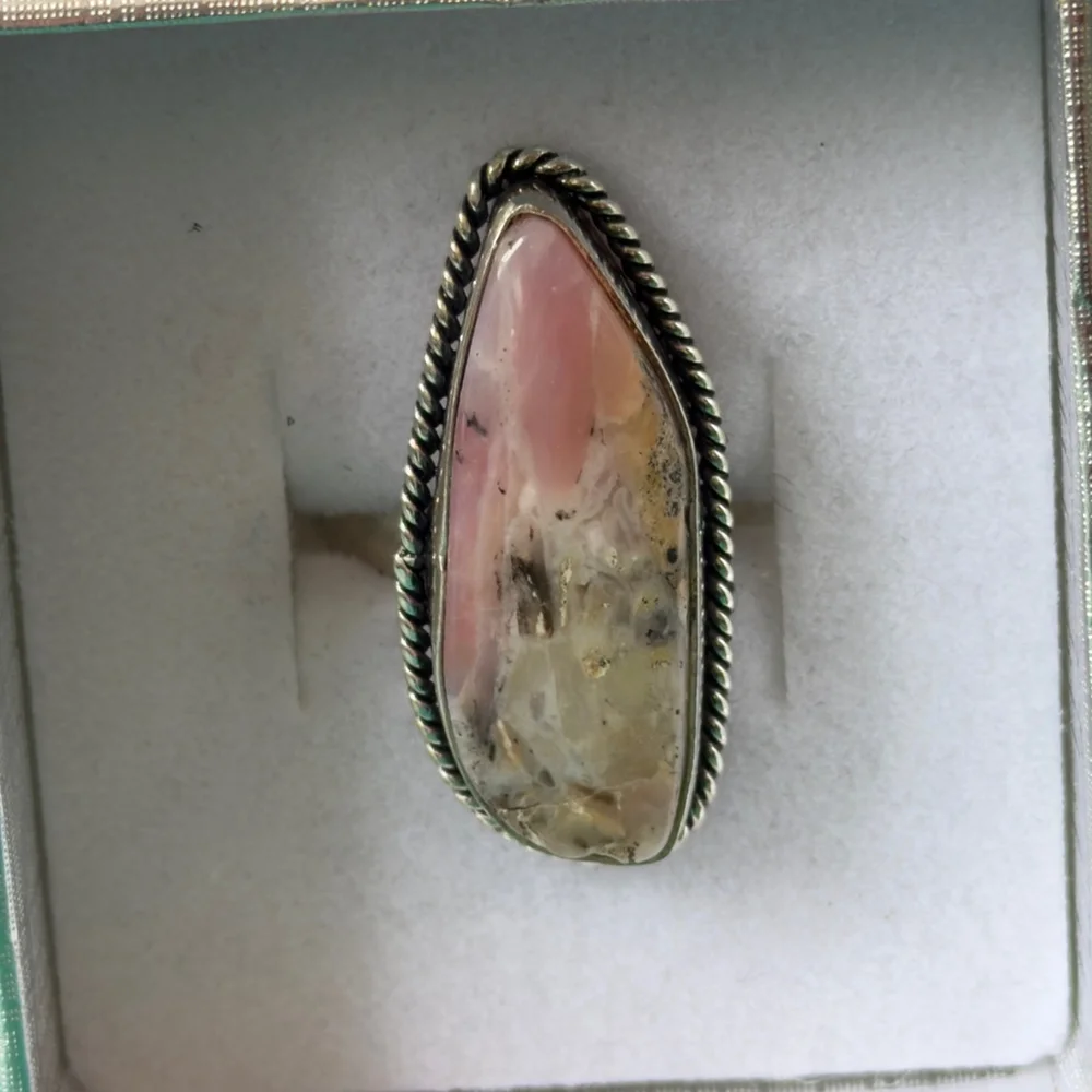 Hand crafted Pink Opal Teardrop Statement Ring Silver Plated Size 6 New - Picture 8 of 9
